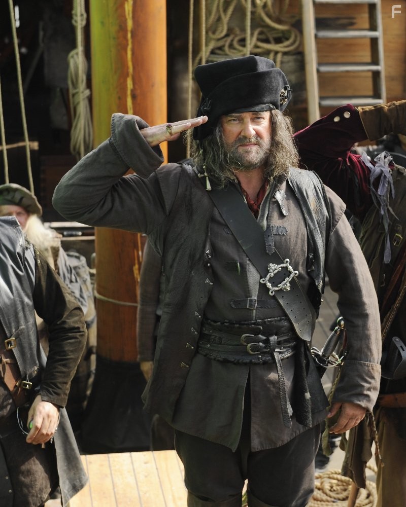 Hugh Bonneville in Галавант (2015)