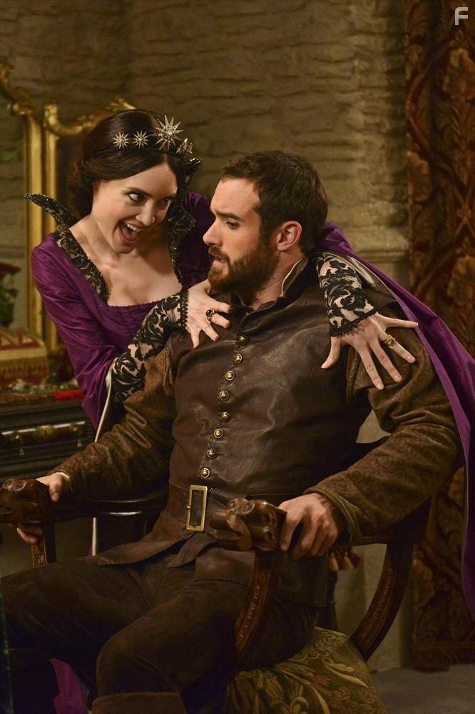 Joshua Sasse and Mallory Jansen in Галавант (2015)