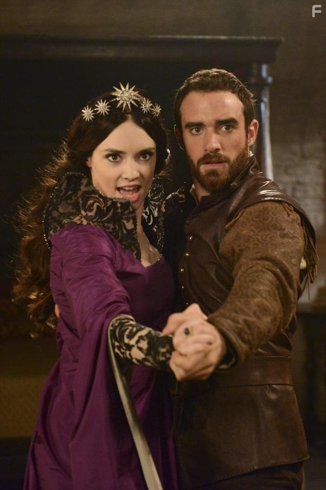 Joshua Sasse and Mallory Jansen in Галавант (2015)