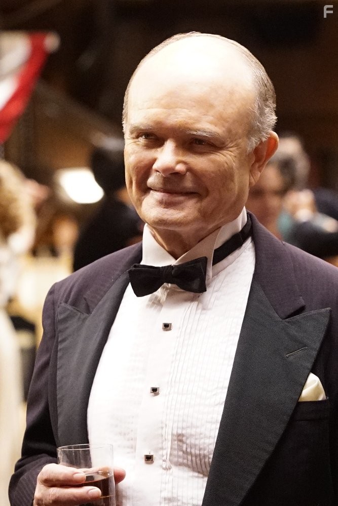 Kurtwood Smith in Агент Картер (2015)