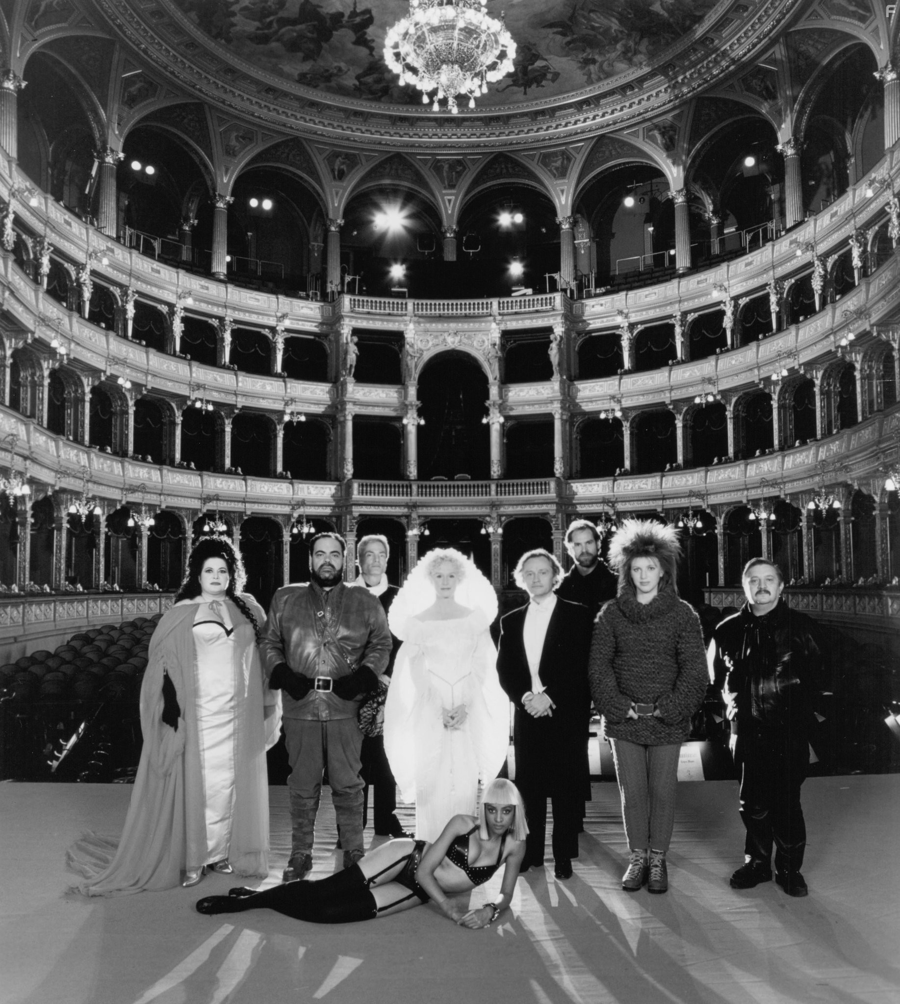 Glenn Close and Niels Arestrup in Meeting Venus (1991)