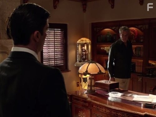 Anthony DeSando and Danny Huston in Город мечты (2012)