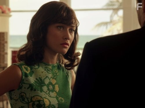 Olga Kurylenko in Город мечты (2012)