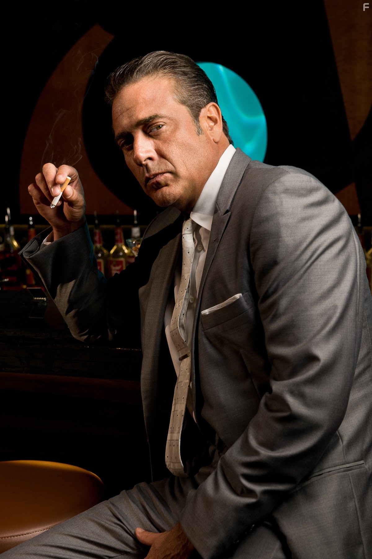 Jeffrey Dean Morgan in Город мечты (2012)