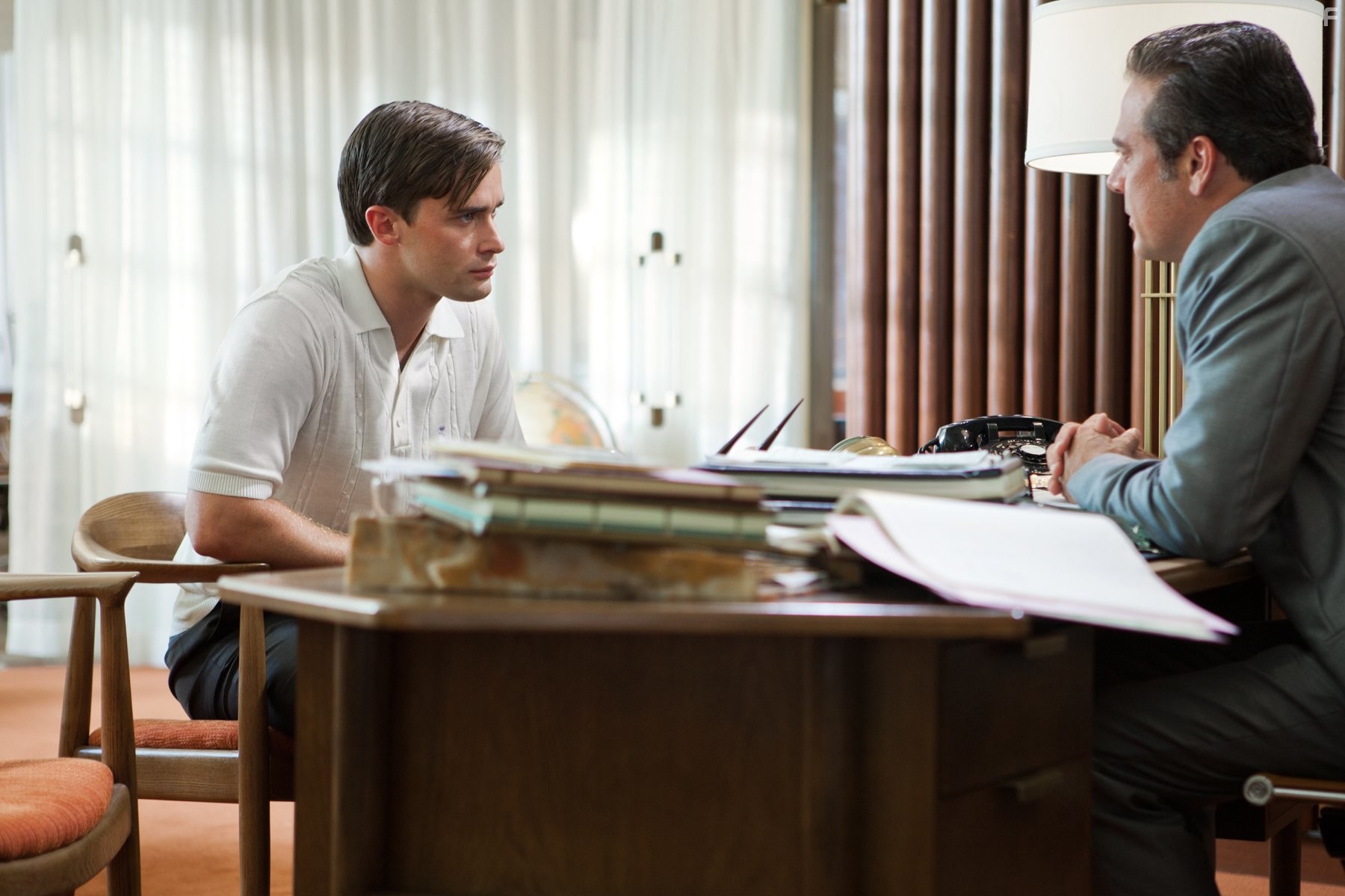 Christian Cooke and Jeffrey Dean Morgan in Город мечты (2012)