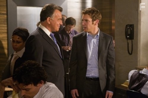 Bret Harrison and Ray Wise in На службе у дьявола (2007)