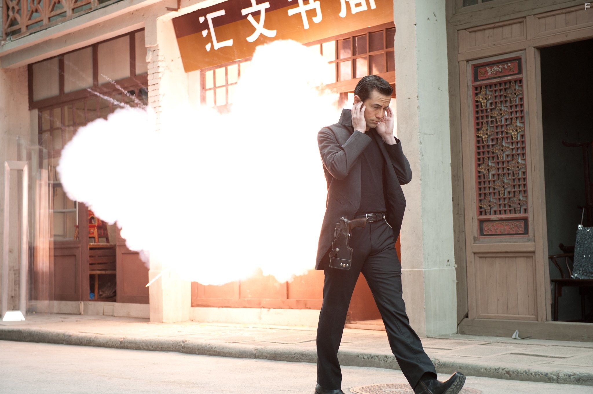 Joseph Gordon-Levitt in Петля времени (2012)