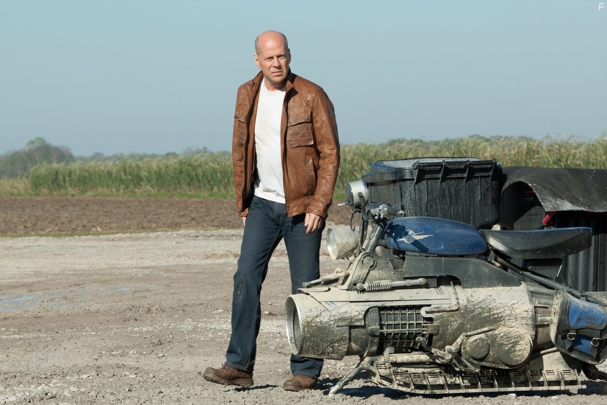 Bruce Willis in Петля времени (2012)