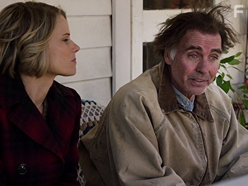 Jeff Fahey and Joelle Carter in Правосудие (2010)