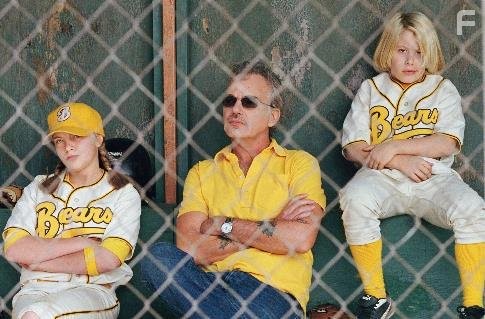 Billy Bob Thornton, Timmy Deters, and Sammi Kane Kraft in Несносные медведи (2005)