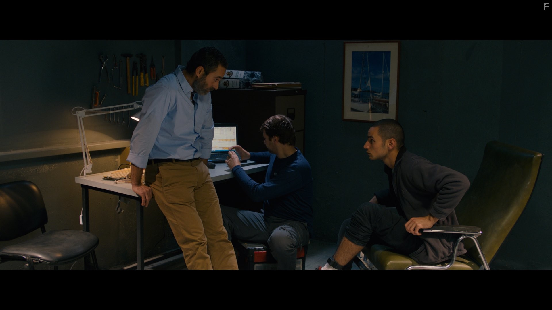 Waleed Zuaiter in Омар (2013)