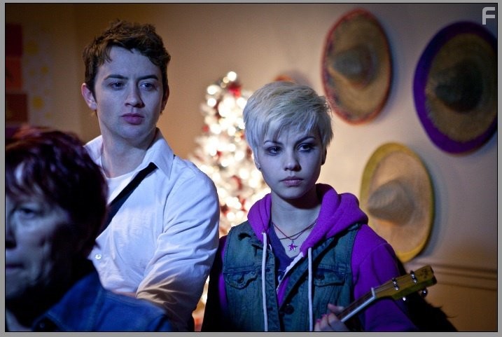 Liz E. Morgan in Оставшийся (2014)