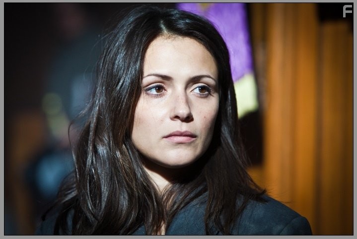 Italia Ricci in Оставшийся (2014)