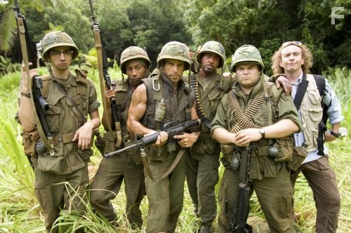 Robert Downey Jr., Ben Stiller, Jay Baruchel, Jack Black, Steve Coogan, and Brandon T. Jackson in Солдаты неудачи (2008)