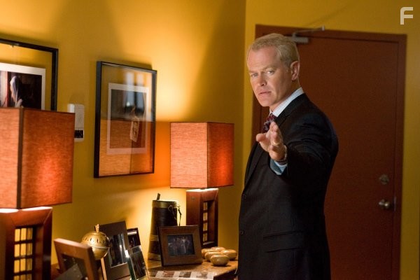 Neal McDonough in Предатель (2008)