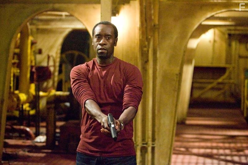 Don Cheadle in Предатель (2008)