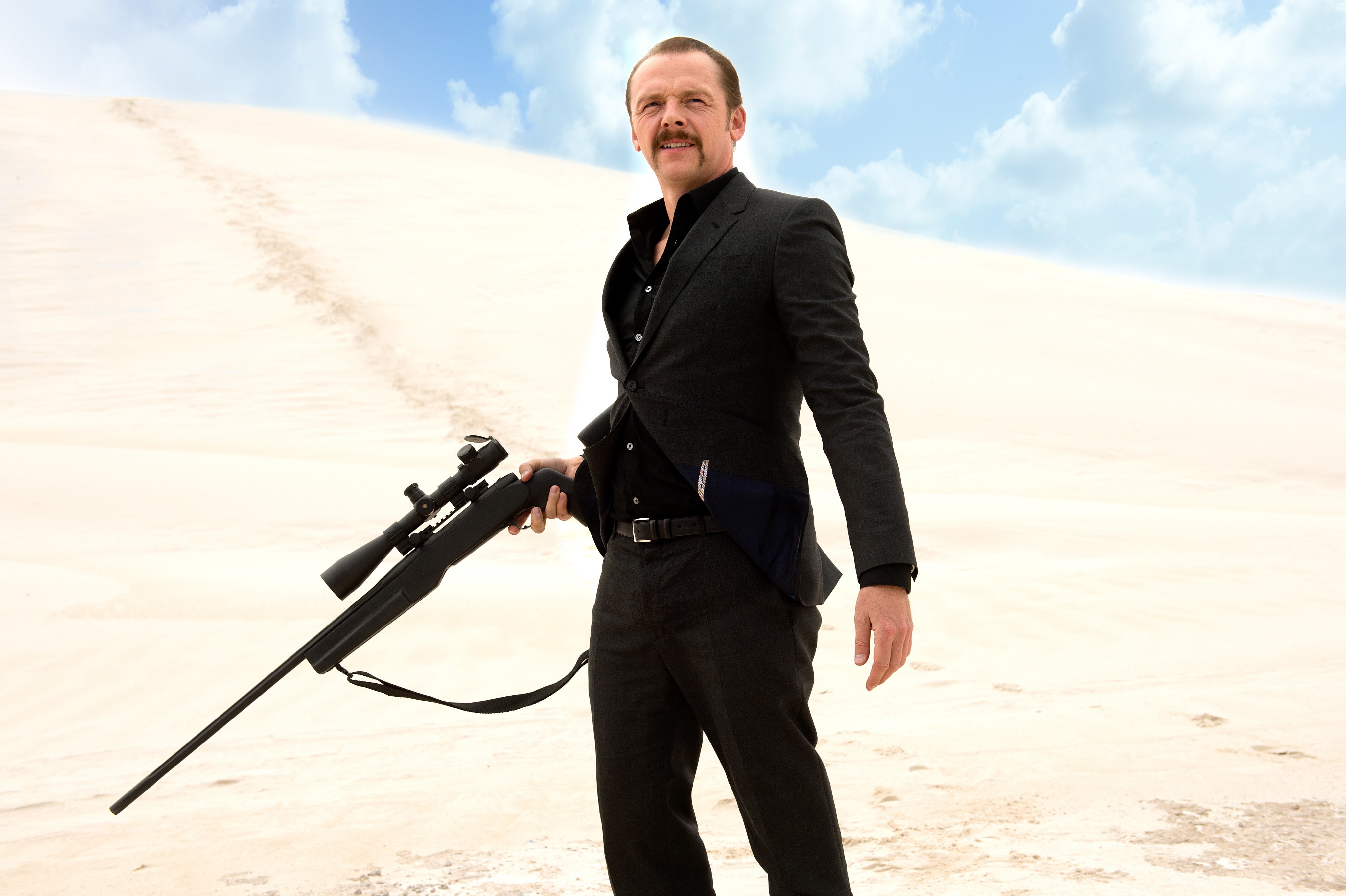 Simon Pegg in Убей меня три раза (2014)