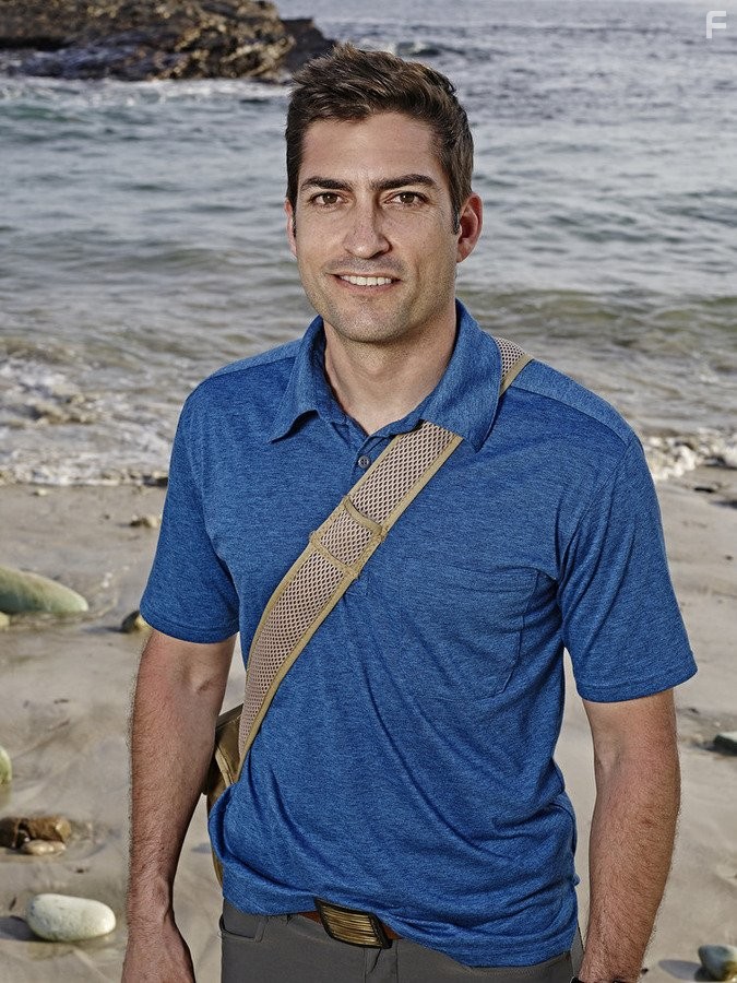 The Island with Bear Grylls (2014)