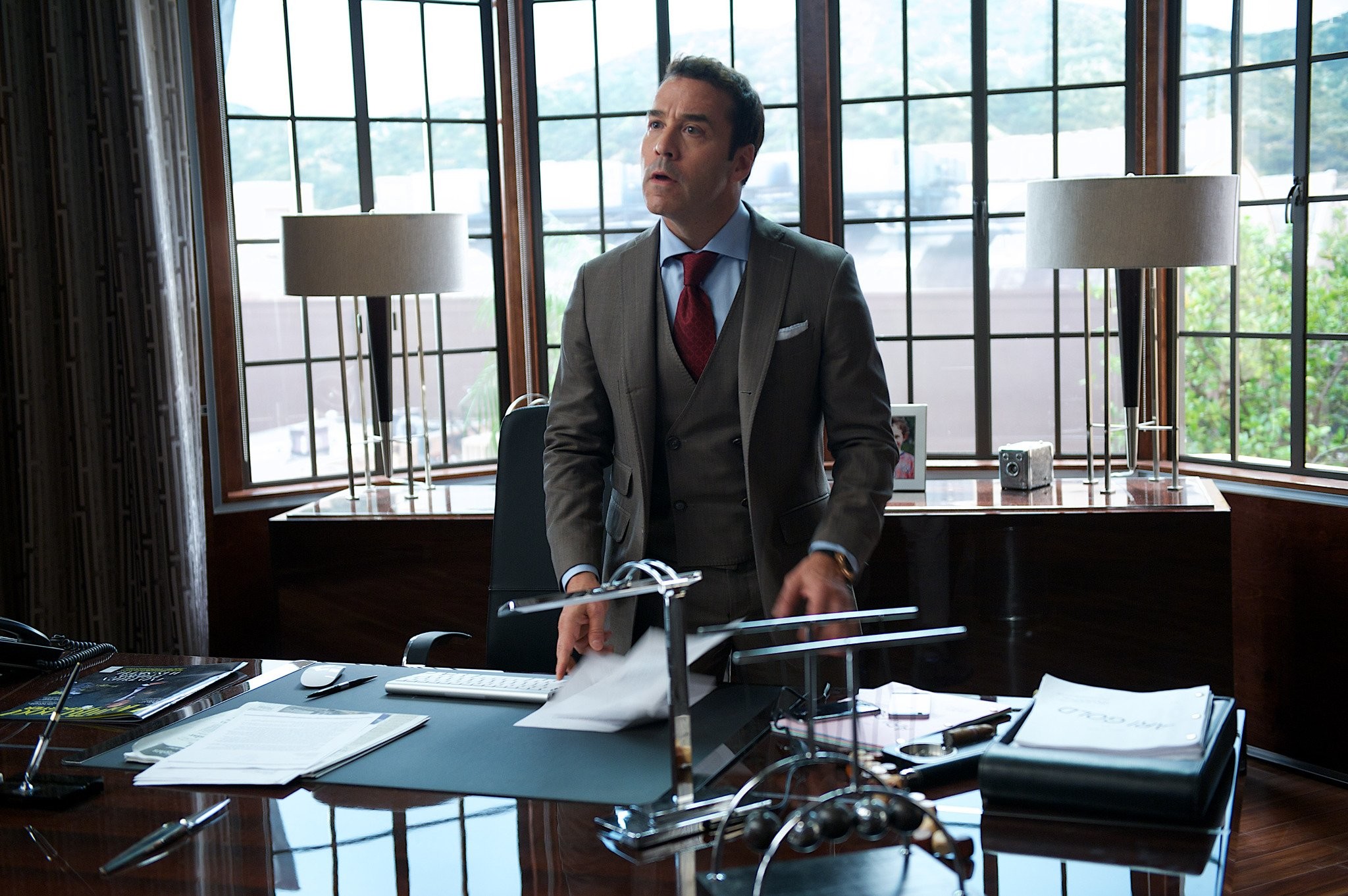 Jeremy Piven in Антураж (2015)
