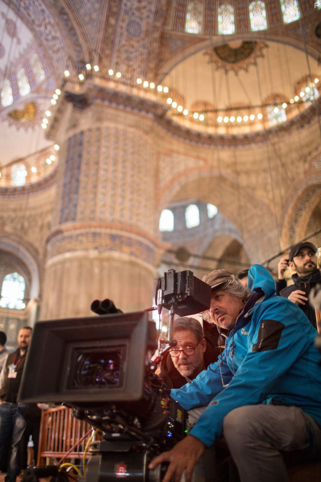 Russell Crowe in Искатель воды (2014)