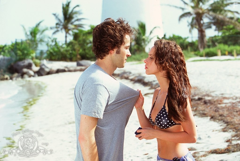 Jennifer Love Hewitt and Jason Lee in Сердцеедки (2001)