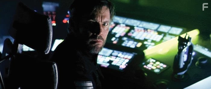 Dennis Quaid in Пандорум (2009)