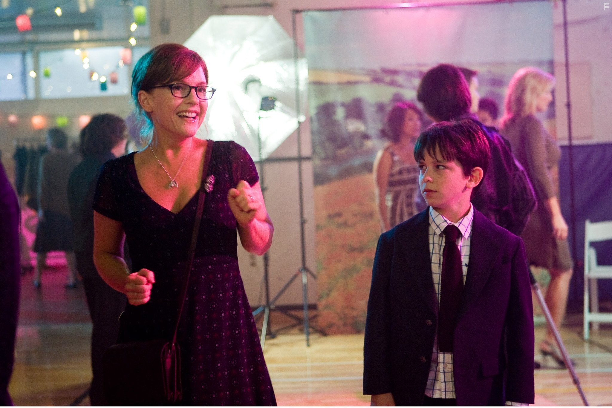 Rachael Harris and Zachary Gordon in Дневник слабака (2010)