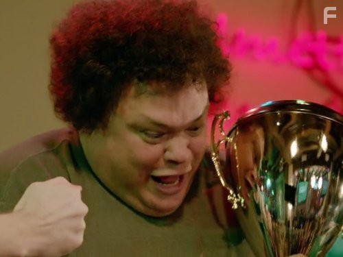 Adrian Martinez in Внутри Эми Шумер (2013)