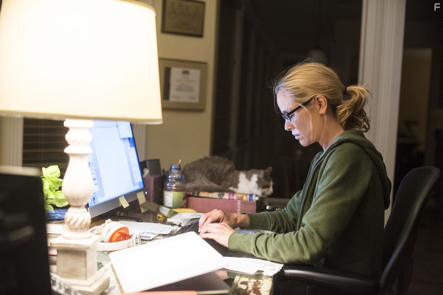 Maria Bello in Громила (2014)