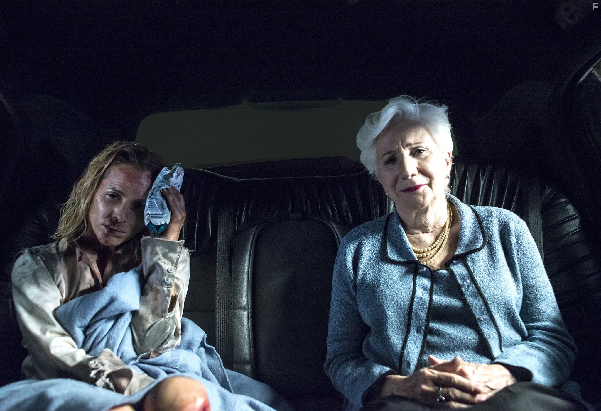 Olympia Dukakis and Maria Bello in Громила (2014)