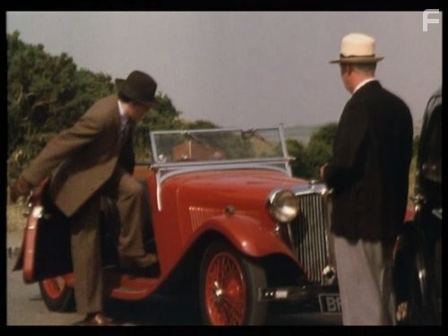 Alleyn Mysteries: Death at the Bar (1993)