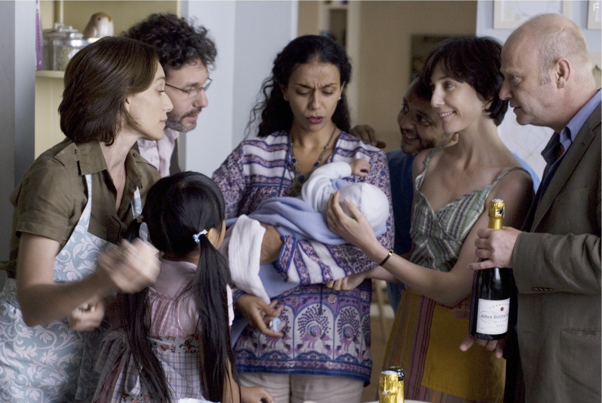 Kristin Scott Thomas and Elsa Zylberstein in Я так давно тебя люблю (2008)