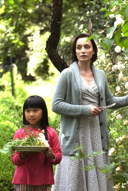 Kristin Scott Thomas in Я так давно тебя люблю (2008)