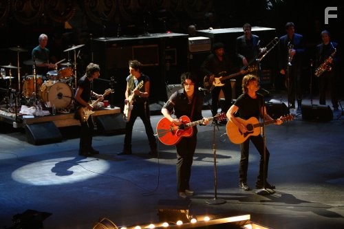 Mick Jagger, Keith Richards, Charlie Watts, Ronnie Wood, and Jack White in The Rolling Stones: Да будет свет (2008)