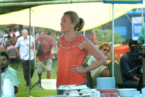 Toni Collette in Цунами (2006)