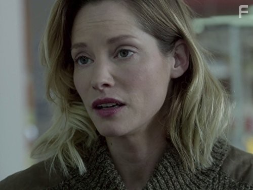Sienna Guillory in Фортитьюд (2015)