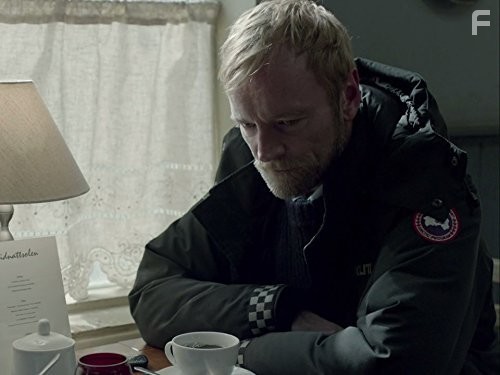 Richard Dormer in Фортитьюд (2015)