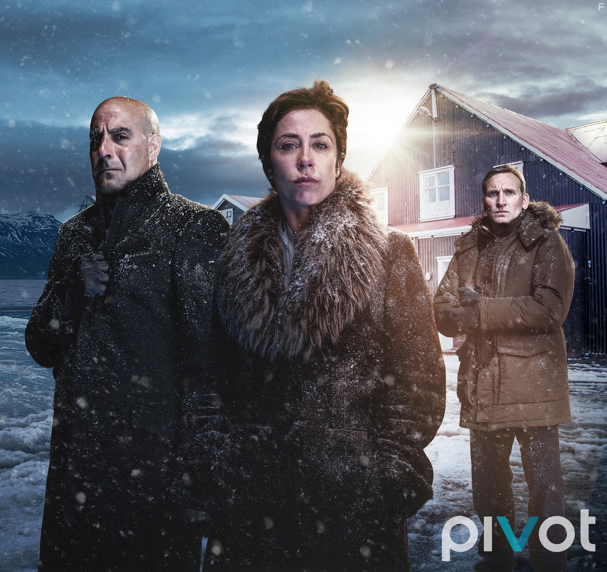 Christopher Eccleston, Stanley Tucci, and Sofie Gr?b?l in Фортитьюд (2015)