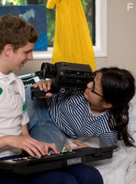 Michael Cera and Charlyne Yi in Бумажное сердце (2009)
