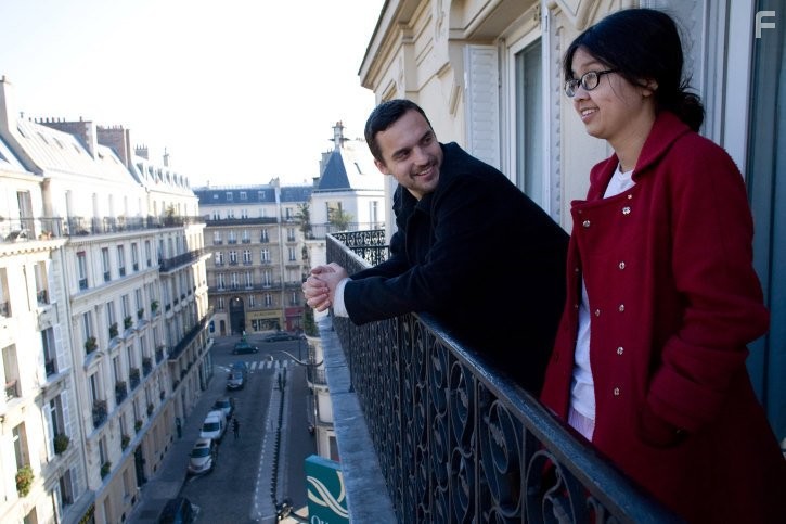 Jake Johnson and Charlyne Yi in Бумажное сердце (2009)
