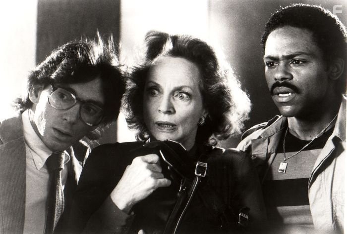 Martin Casella, Richard Lawson, and Beatrice Straight in Полтергейст (1982)