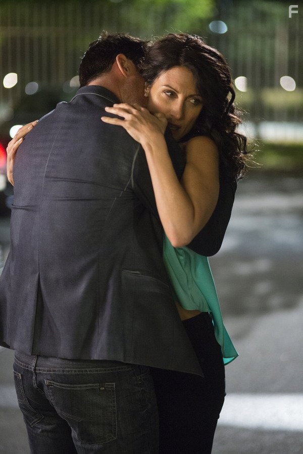 Lisa Edelstein in Инструкция по разводу для женщин (2014)