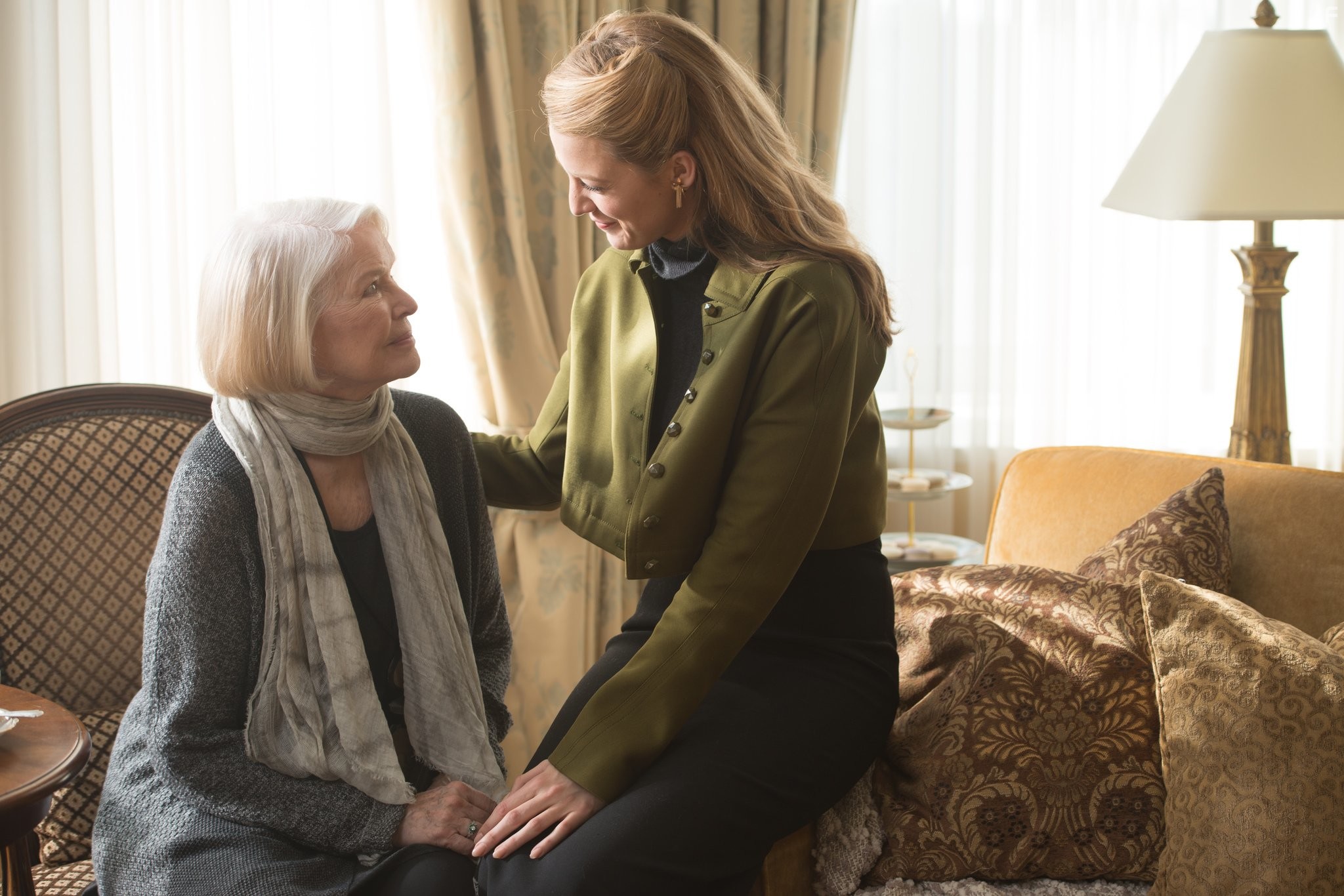 Ellen Burstyn and Blake Lively in Век Адалин (2015)