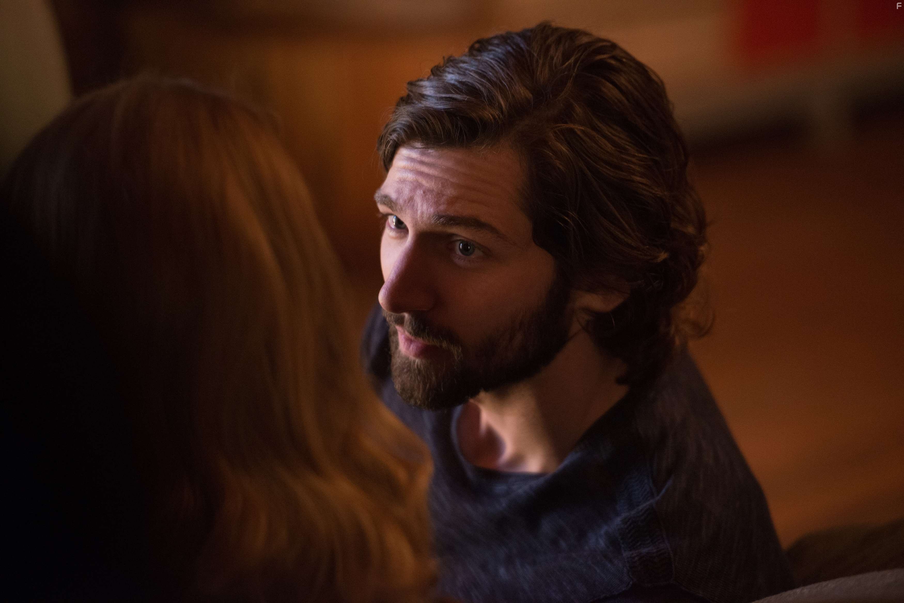 Michiel Huisman and Blake Lively in Век Адалин (2015)