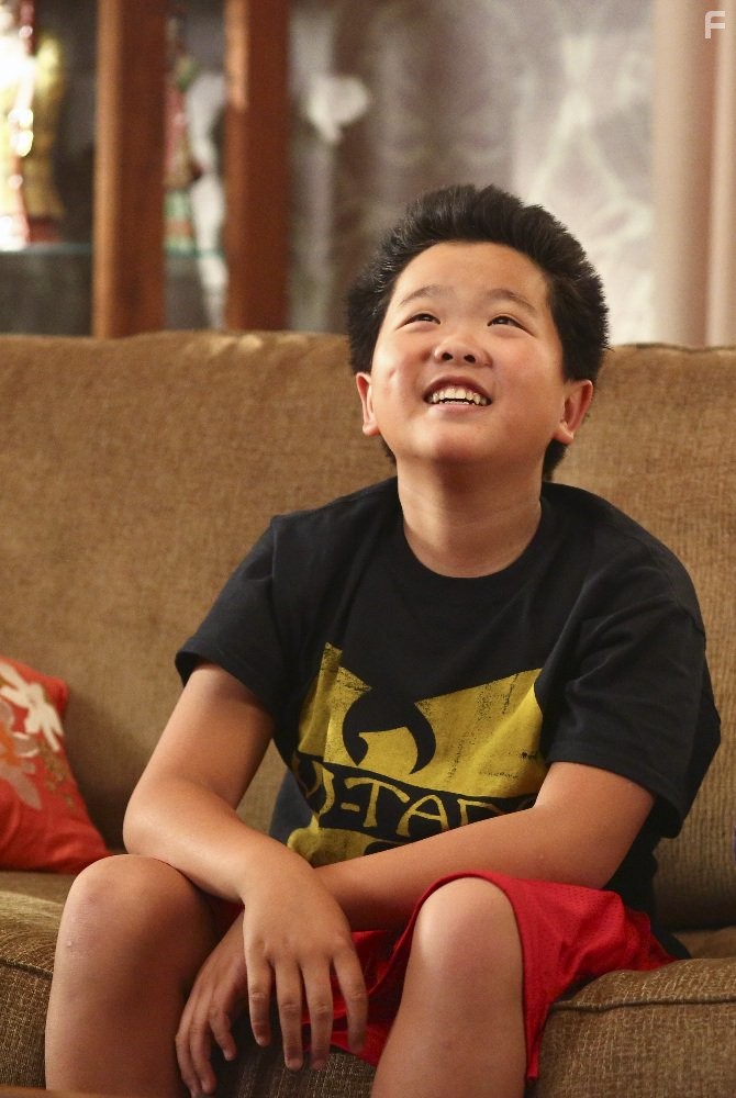 Hudson Yang in Трудности ассимиляции (2015)