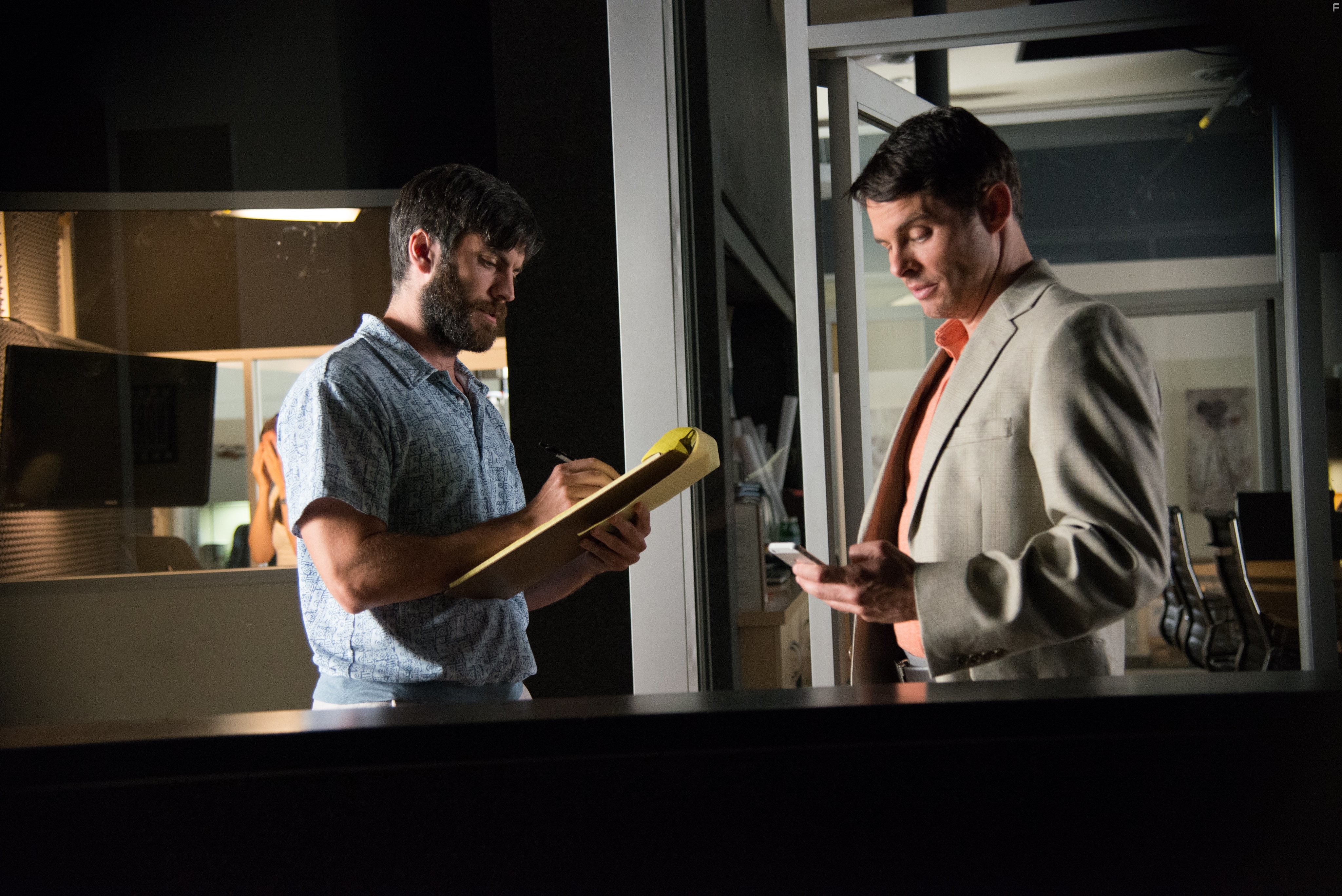 Wes Bentley and James Marsden in Добро пожаловать ко мне (2014)