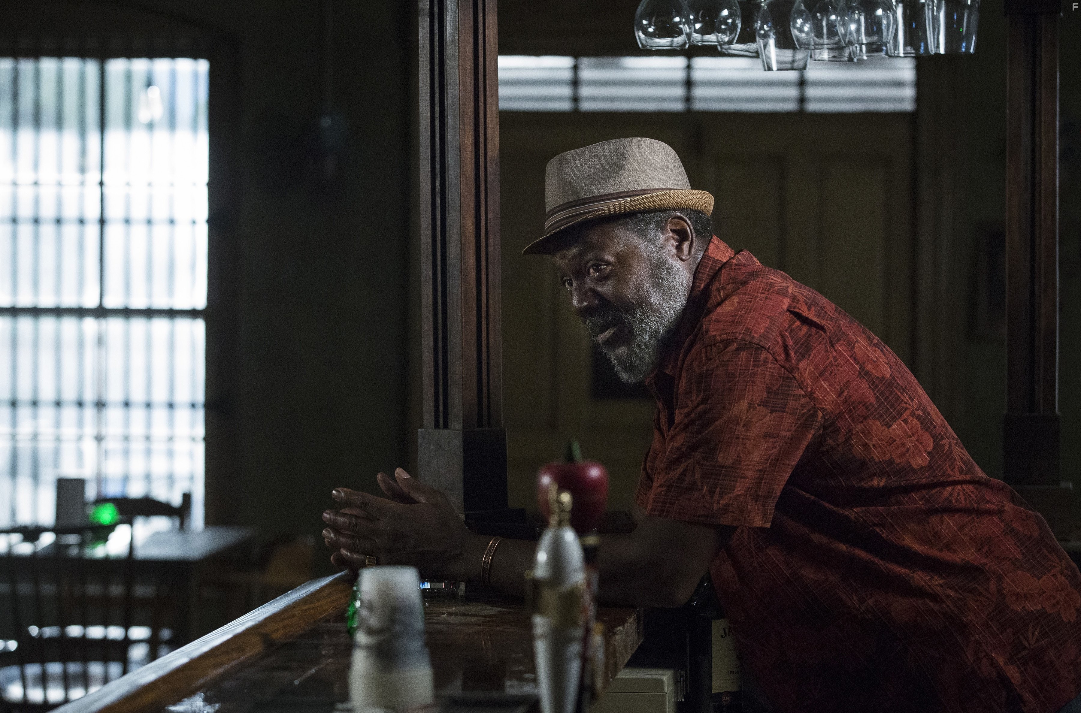 Frankie Faison in Банши (2013)