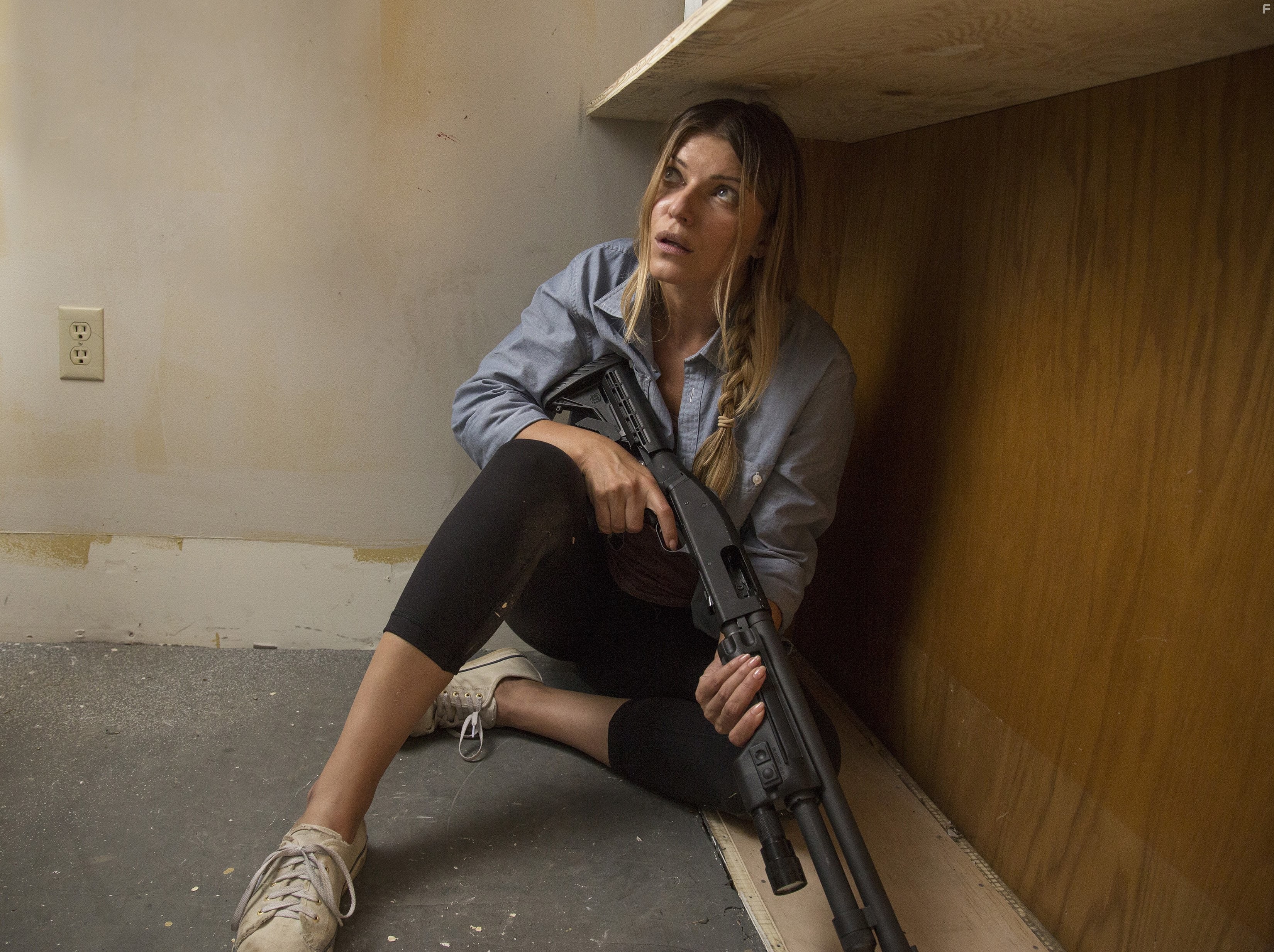 Ivana Milicevic in Банши (2013)