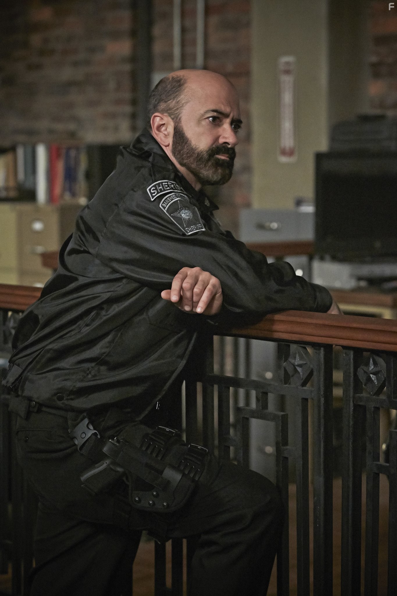 Matt Servitto in Банши (2013)