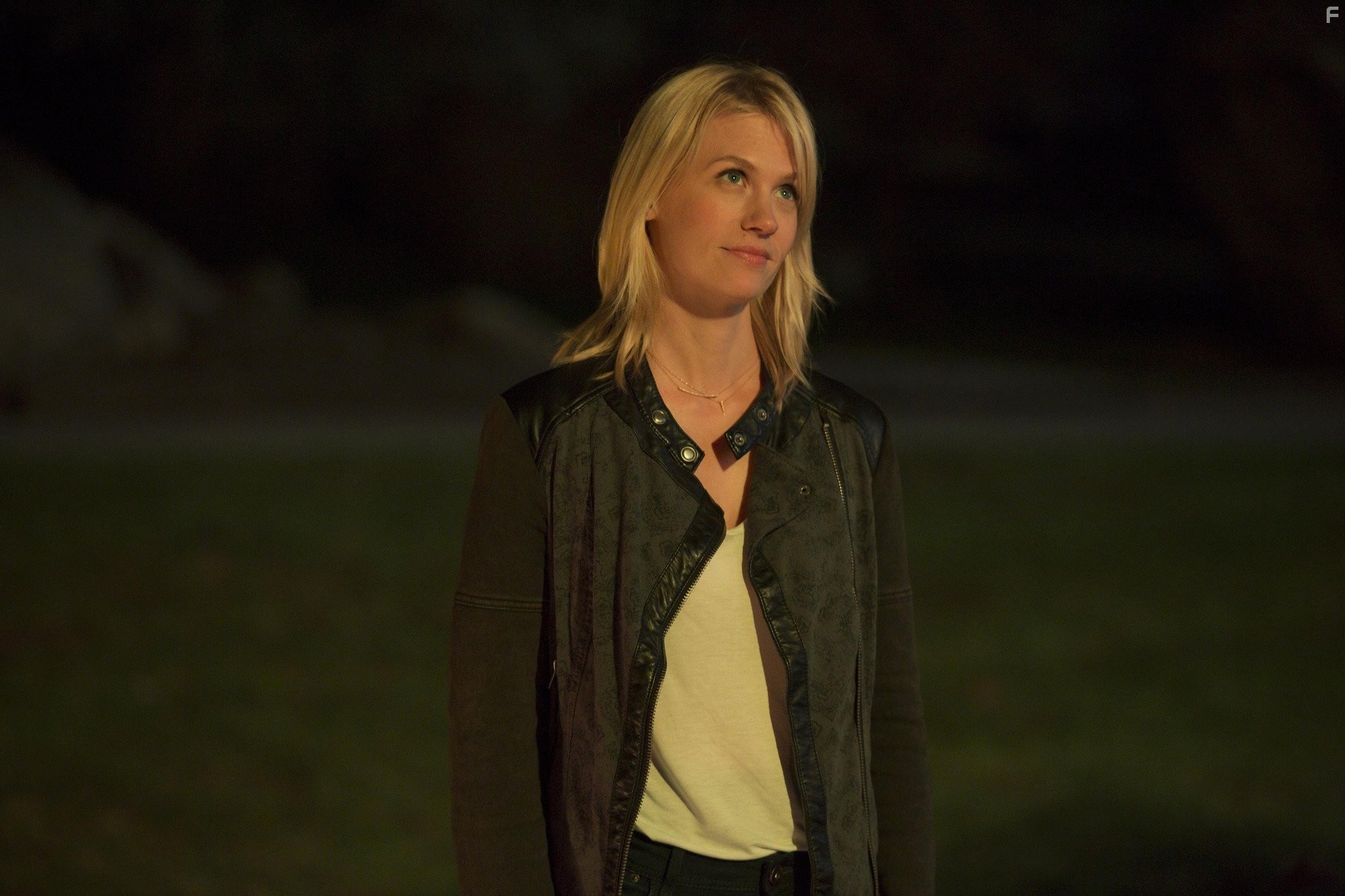 January Jones in Последний человек на Земле (2015)